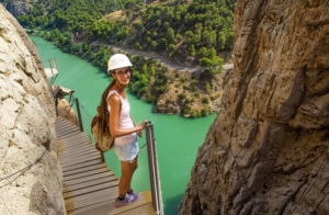 Málaga:1 ó 2 noches en AD + Caminito del Rey