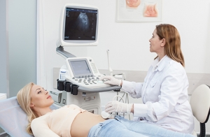 Revisión ginecológica, ecografía, citología