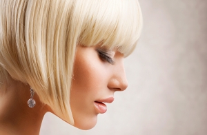 Lavado, corte, peinado tratamiento y/o tinte